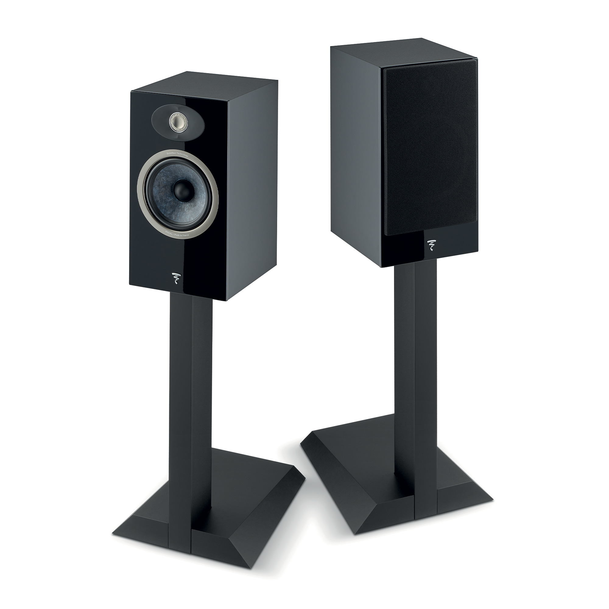 FOCAL-THEVA-No-1-3-Theva_N1_BHG_Couple-jpg FOCAL THEVA No 1