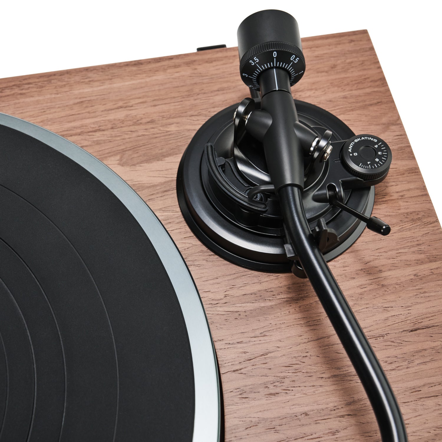 ARGONAURORA-WALNUT-7 Argon Audio AURORA vinilo grotuvas – Ruda (medžio)