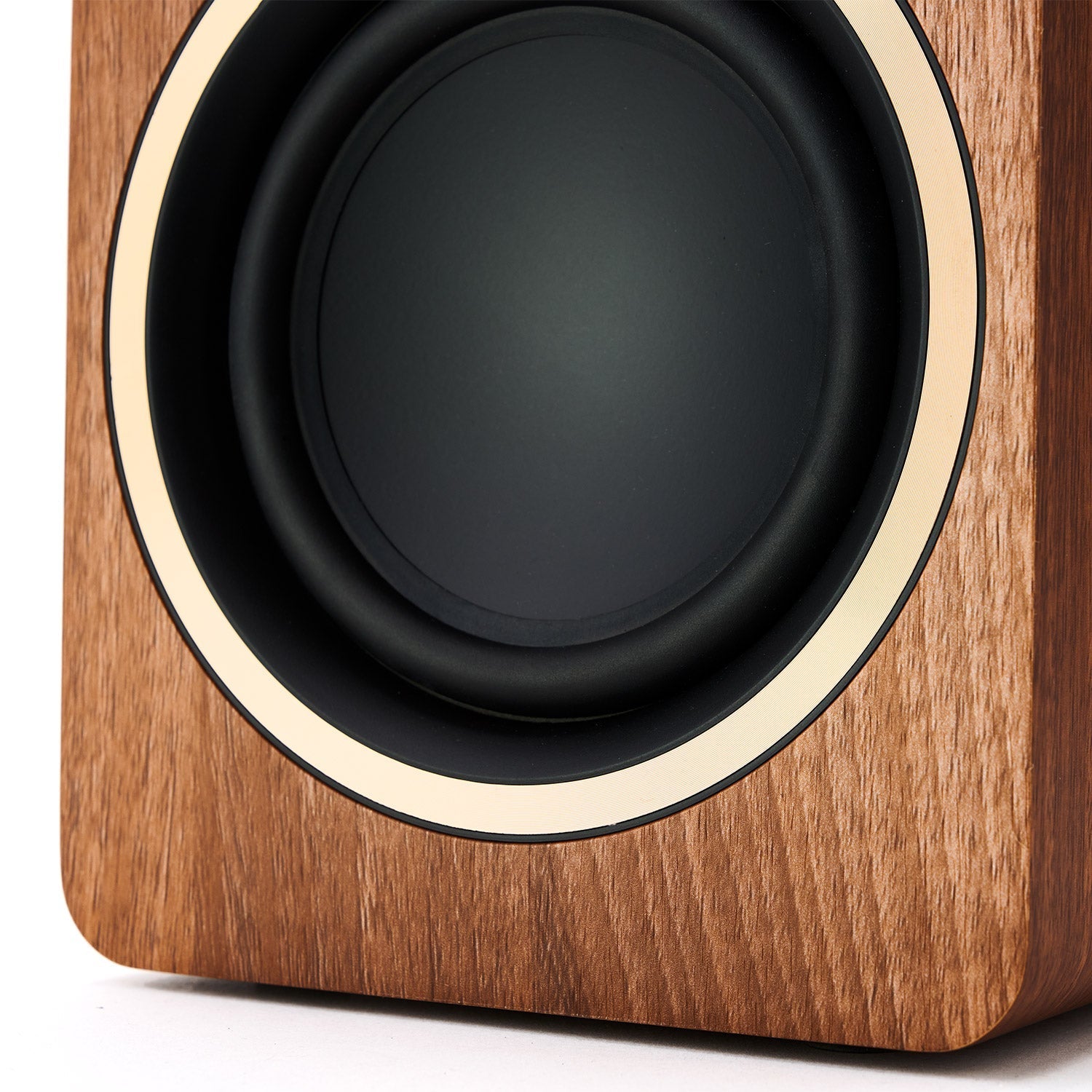 ARGONFENRISA5-WALNUT-3 ARGON AUDIO FENRIS A5 WALNUT EXPO