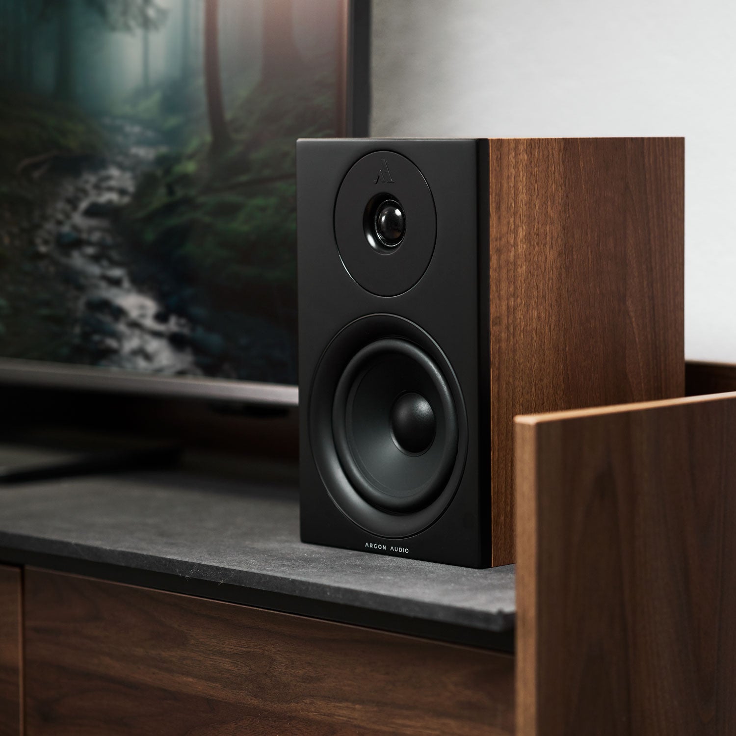 ARGONFORUS5-WALNUT-4 ARGON AUDIO Forus 5 WALNUT