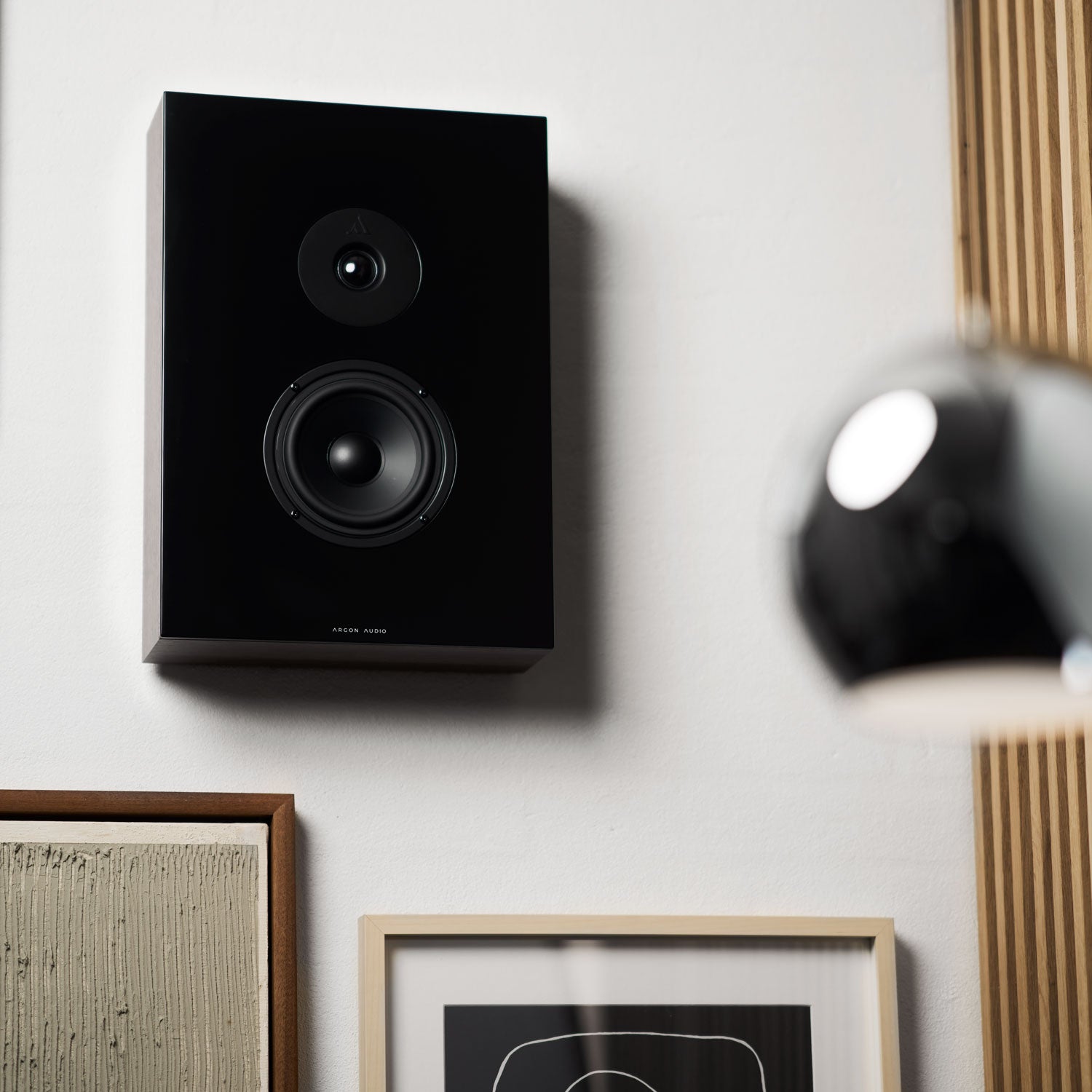 ARGONFORUS5WALL-WALNUT-3 ARGON AUDIO Forus 5 WALL WALNUT