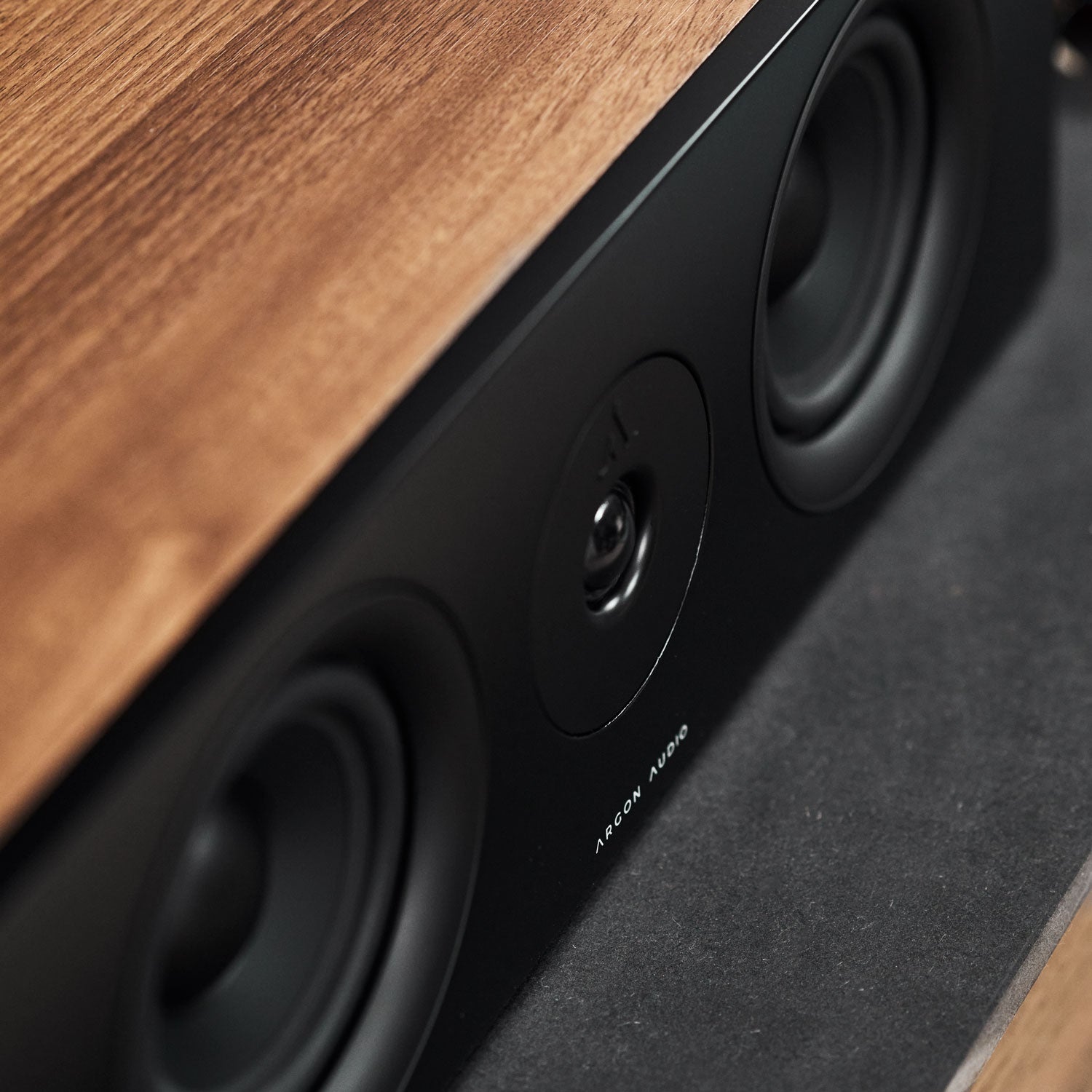 ARGONFORUSC-WALNUT-5 ARGON AUDIO Forus Center WALNUT