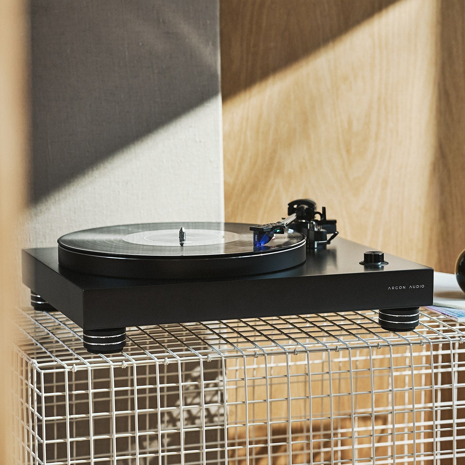 ARGONTT4MK2-BLACK-9 Argon Audio TT-4 MK2 vinilo plokštelių grotuvas – Juoda