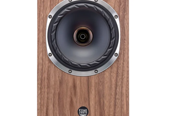 Fyne Audio F500SP lentyninės kolonėlės (pora) – Riešutmedis (natūralus)