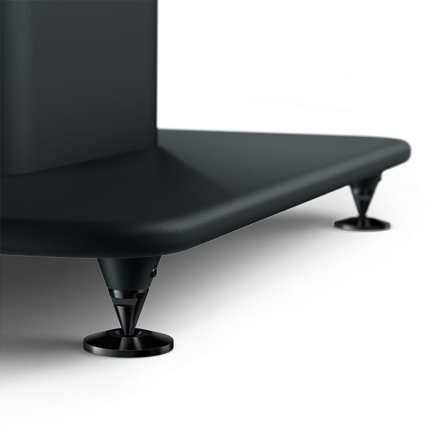kef-s2-floor-stand-s2-floor-stand_carbon-black_details_floorstand-spike-disc KEF S2 grindiniai stovai LS50 Meta / LS50 Wireless II kolonėlėms (pora) – Titanium Grey