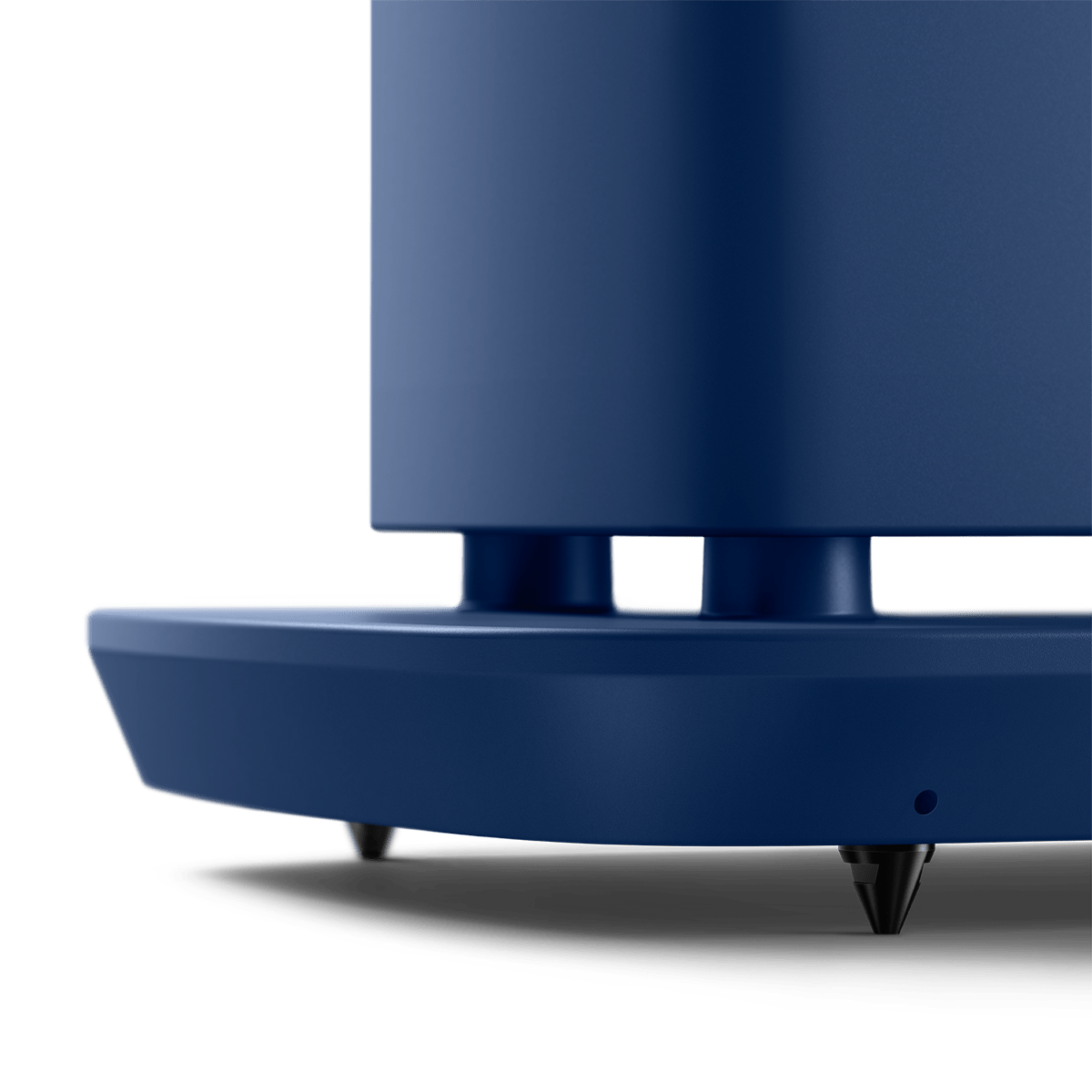 ls60-wireless_sp4017c_product_other_bottom_detail KEF LS60 Wireless belaidės grindinės kolonėlės (pora) – Carbon Black