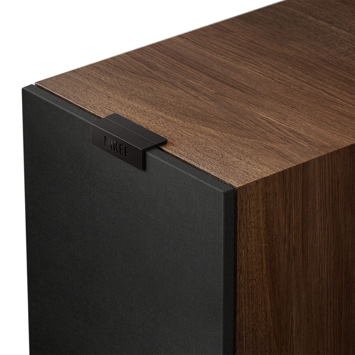 q-concerto-meta_sp4090w0_product_grille_front-side KEF Q Concerto Meta lentyninės kolonėlės (pora) – Walnut