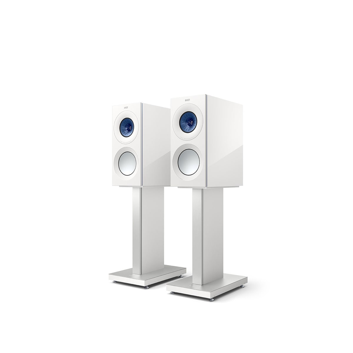 reference-1-bookshelf-speaker_sp4048c_product_accessory_front-side KEF Reference 1 lentyninės kolonėlės (pora) – High Gloss White/Blue