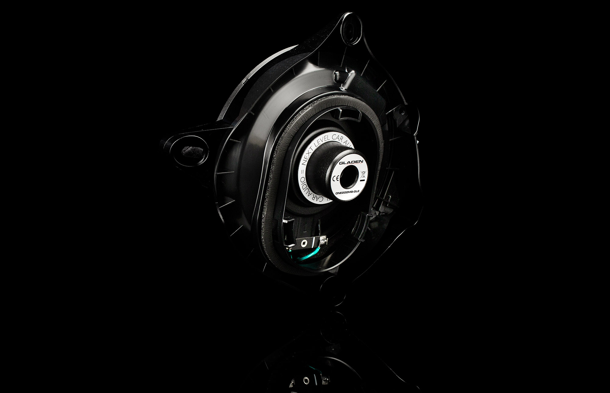 GA-ONE-200MB-GLE-20 GLADEN AUDIO ONE200MB-GLE-LD