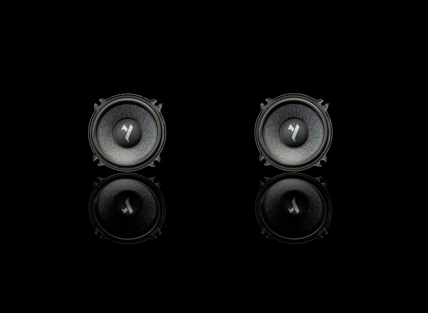 GM80-10-Bearbeitet-duo GLADEN AUDIO GM80