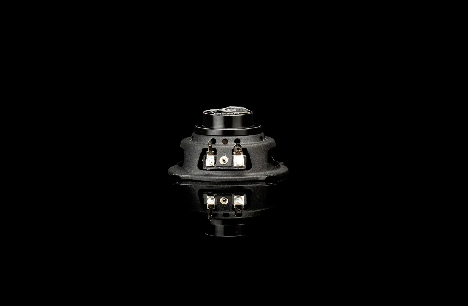 GM80-13-Bearbeitet GLADEN AUDIO GM80