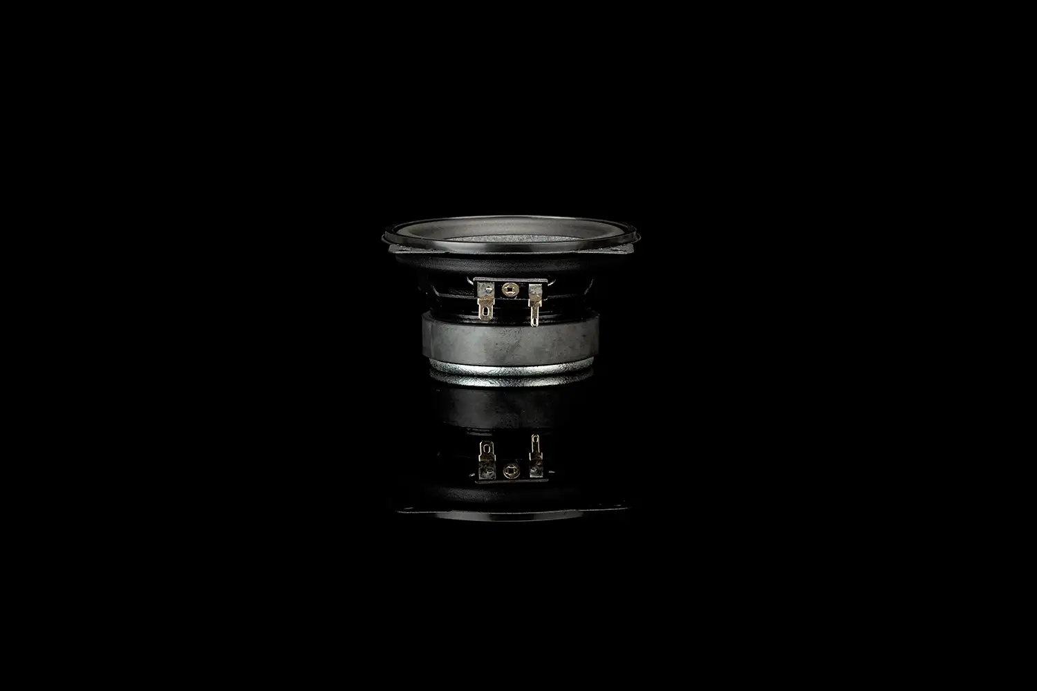 GW100-14-Bearbeitet GLADEN AUDIO GW100