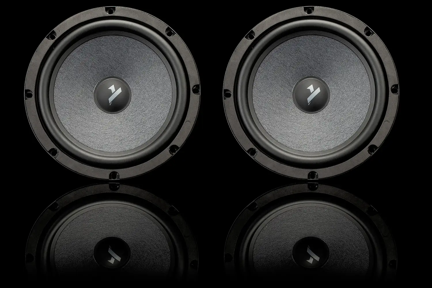GW200-10-2-Bearbeitet-duo GLADEN AUDIO GW200