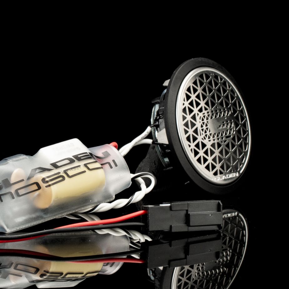 Gladen-Ford-APP-006-1032edf6 GLADEN AUDIO ONE-TRANSIT-APPEARANC