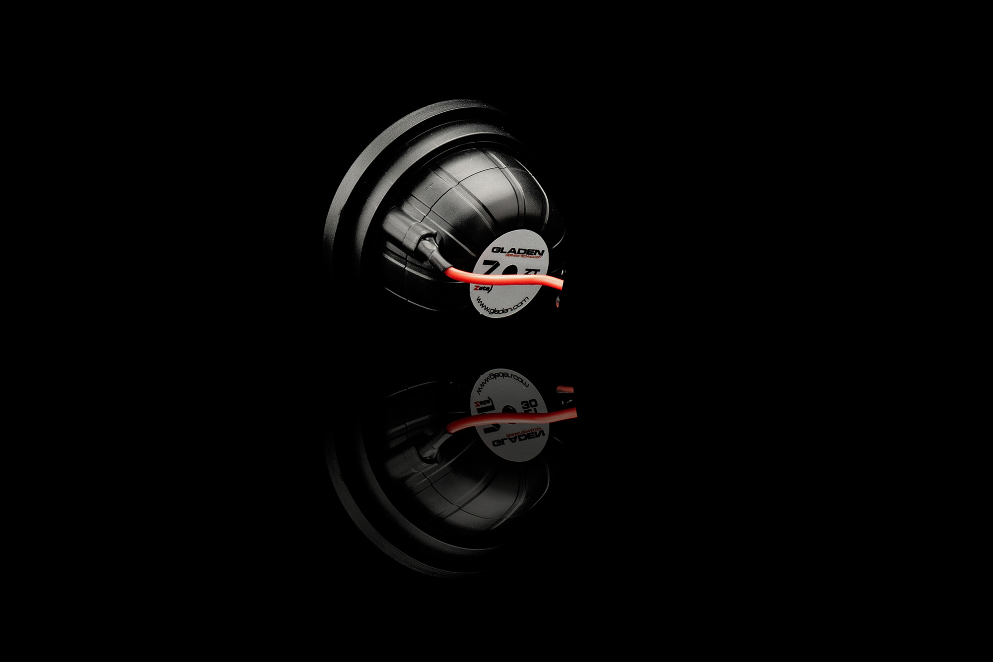 GLADEN AUDIO ZETA 30 Silver