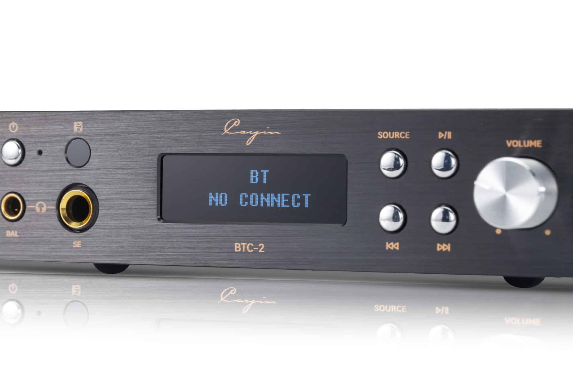 Cayin-BTC-2-juodas-3-BTC-2_Black_Detail_front_2000px Cayin BTC-2 juodas