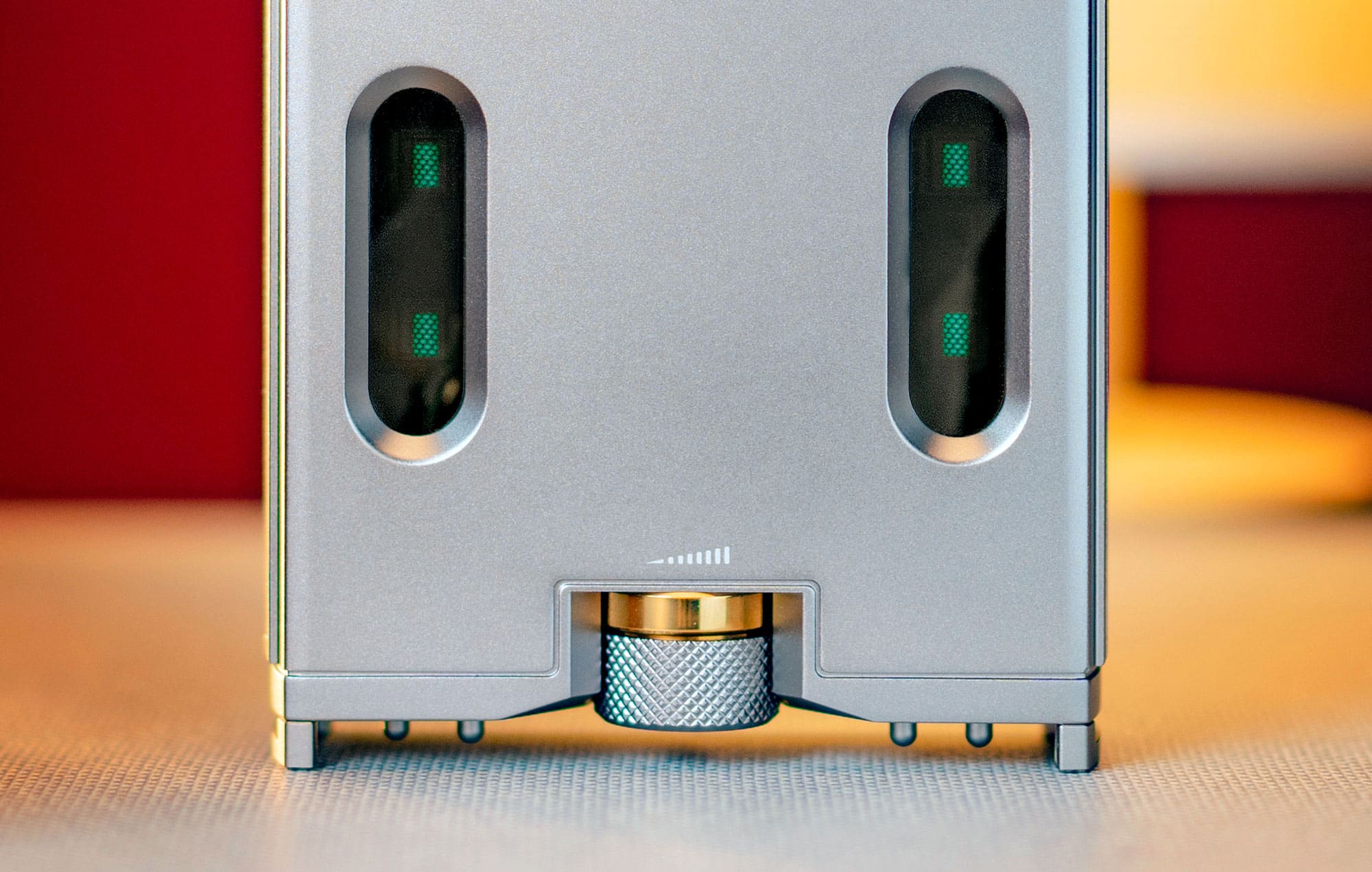 Cayin-C9ii-4-C9ii_Titanium_Color_roehren_detail_2000px Cayin C9ii