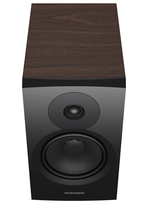 Dynaudio-Emit-20-riesutmedzio-pora-3-DynaudioEmit20_Walnut_03 Dynaudio Emit 20 riešutmedžio (pora)