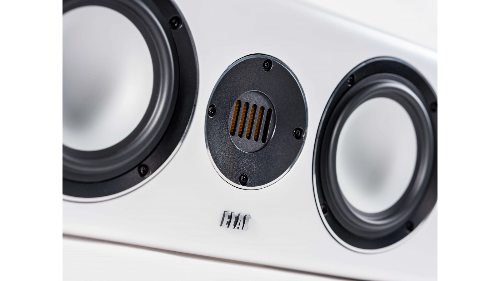 ELAC-Carina-CC241.4-baltas-matinis-4-elac-carina-cc-241-3-tinify-1 ELAC Carina CC241.4 baltas matinis