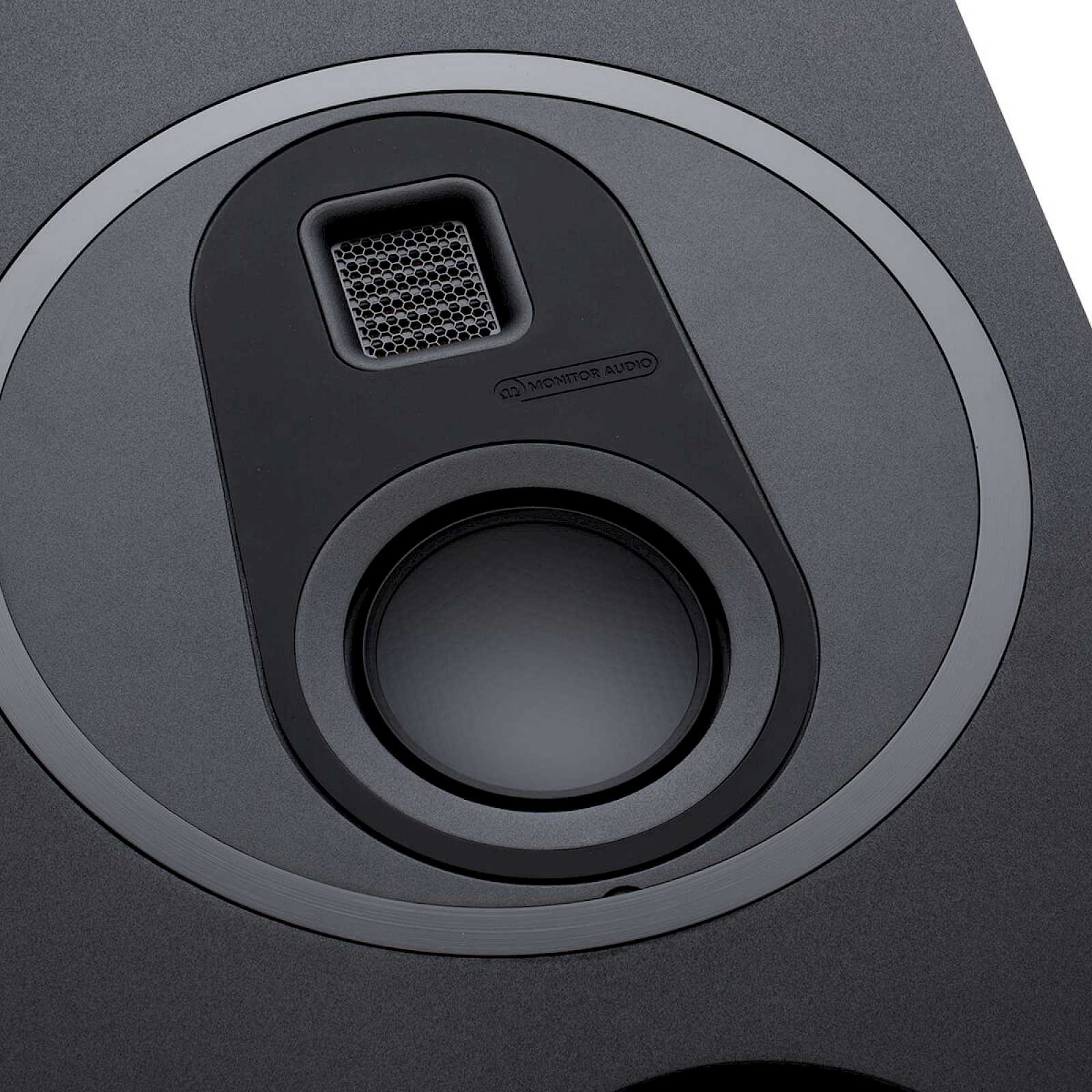 Monitor-Audio-Platinum-In-Wall-3G-8-ma_platinum_in-wall_close-up_tweeter_on-white.1600×1600 Monitor Audio Platinum In-Wall 3G